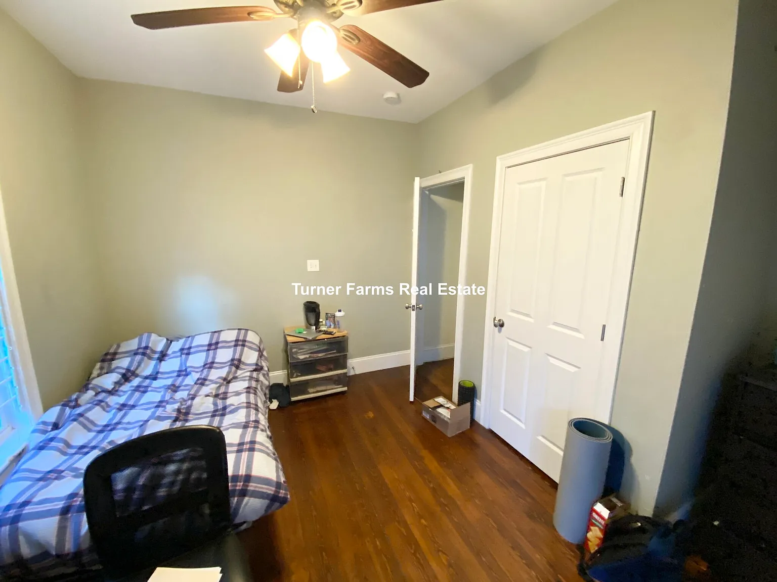 5 bed, 9999 sqft, $6,300 — Photo 4