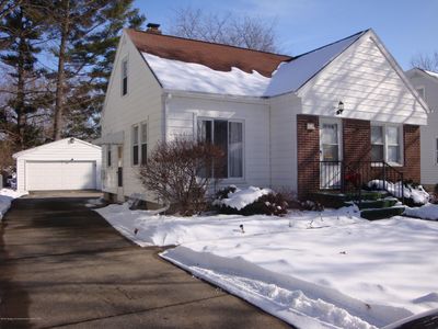 3215 Sablain Parkway Dr, Lansing, MI, 48910