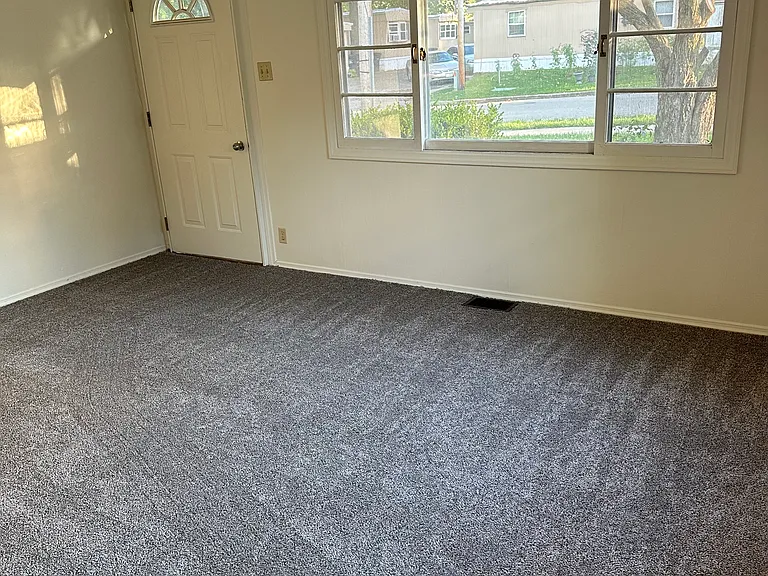 713 E Randolph St — Photo 11