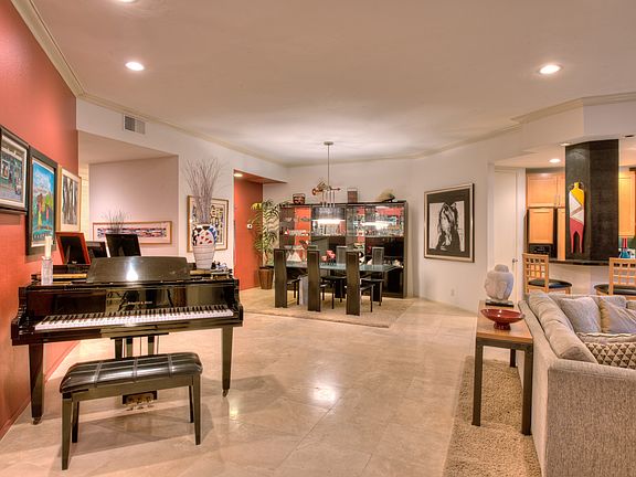 5th image of 11628 Montana Ave APT 105