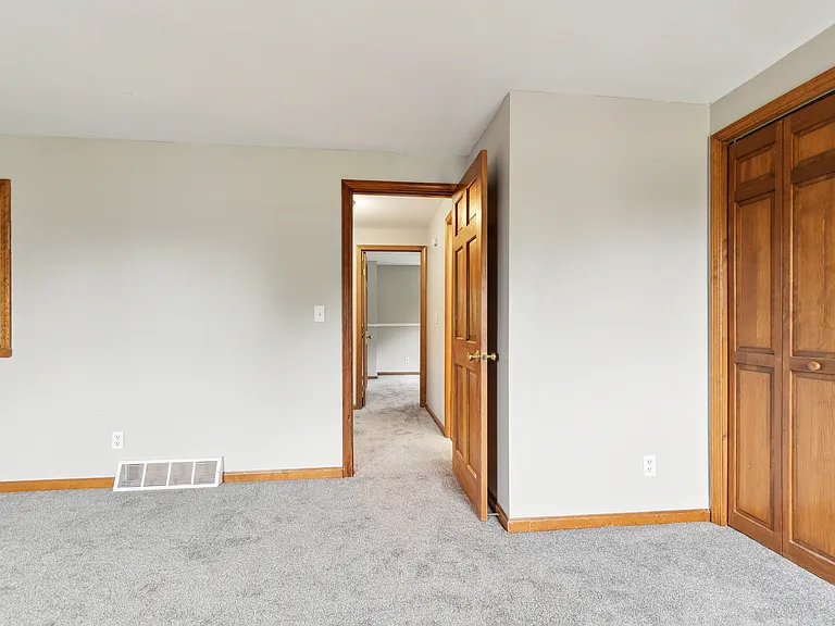 8237 Vicksburg Pl — Photo 21