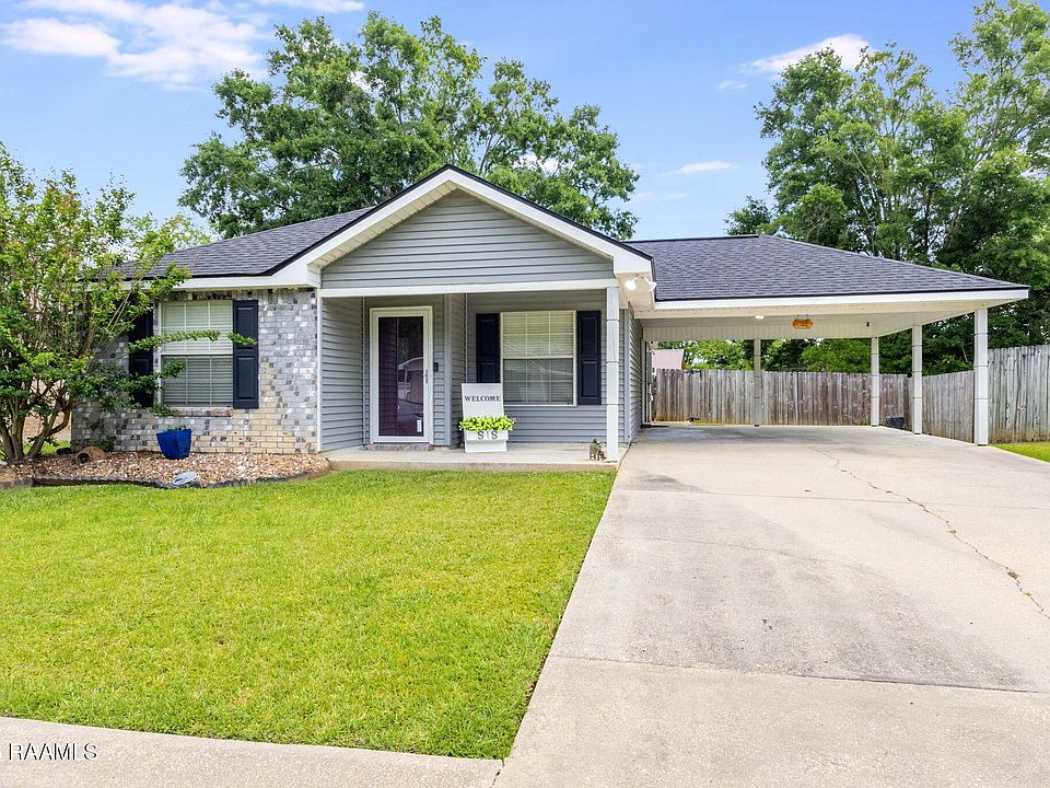 1st image of 311 Chadwick Dr