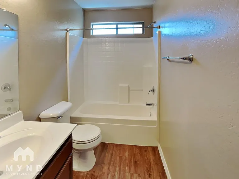 36590 W San Clemente St — Photo 16
