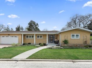 1215 S Washington Ave, Park Ridge, IL 60068