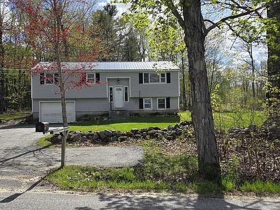 3rd image of 46 N Whitman School Road