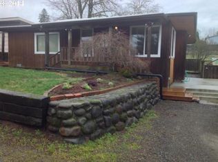 37831 Sandy Heights St, Sandy, OR 97055