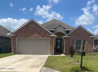 213 Golden Lake Dr, Rayne, LA 70578