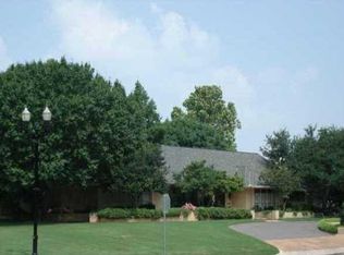7301 Nichols Rd, Oklahoma City, OK 73116