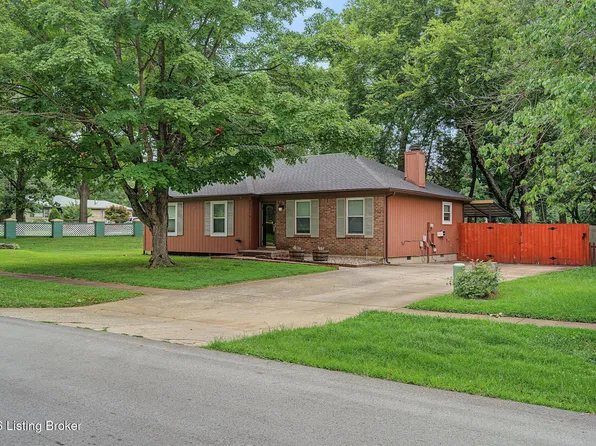 7010 Bartlett Rd, Louisville, KY 40218