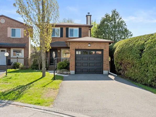 93 Hewitt Way, Ottawa, ON K2L 3R3