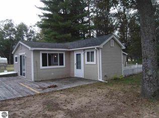 4623 Shady Lane Rd, Oscoda, MI 48750