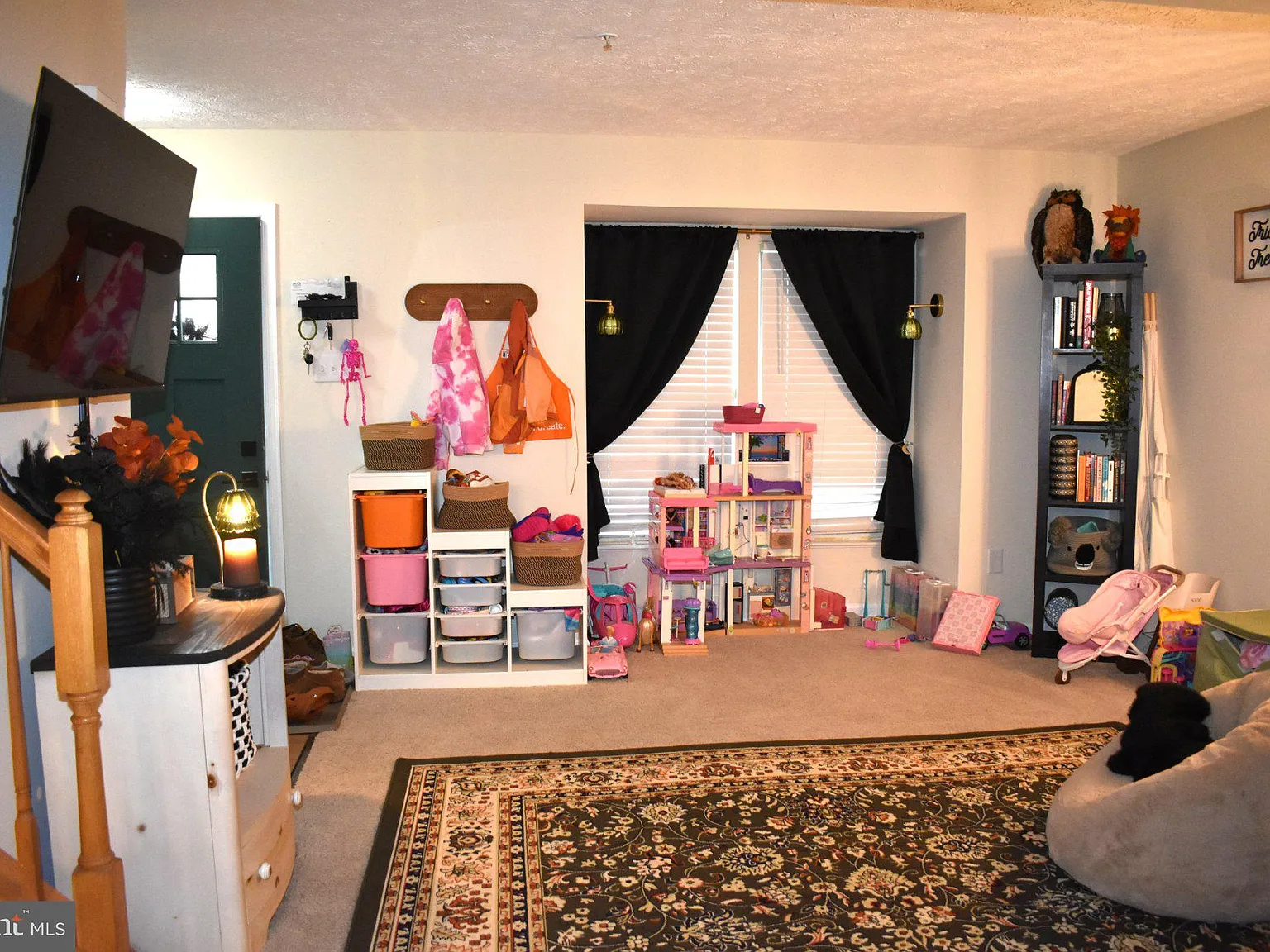 3 bed, 4.0 bath, 1656 sqft, $2,500 — Photo 4