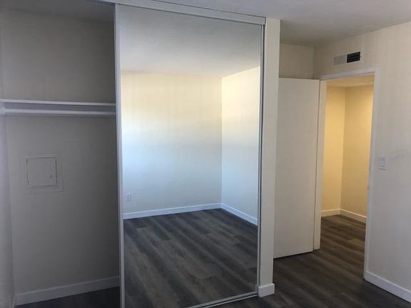3rd image of 4601 63rd St APT 9
