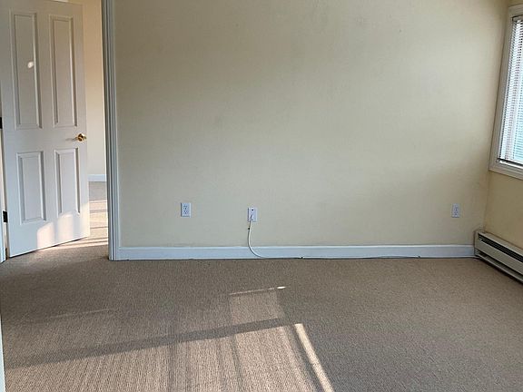 5th image of 505 Magnolia Ave APT 24