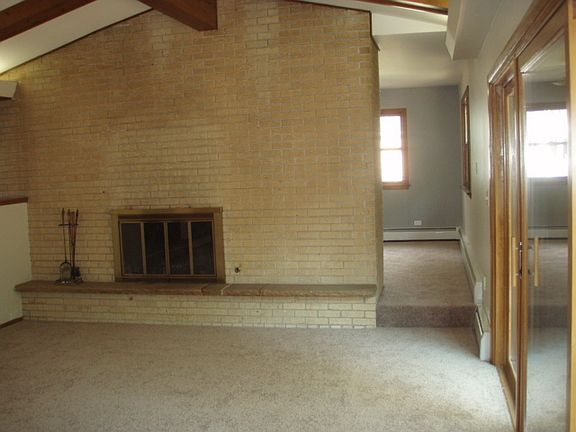 4th image of 7619 W 123rd Pl