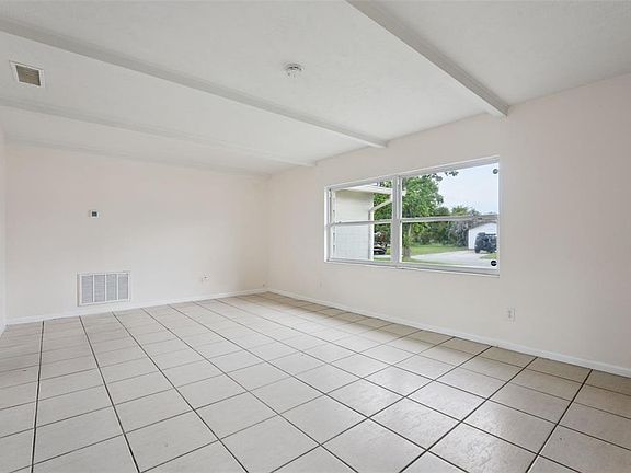 5th image of 1605 PURITAN AVENUE