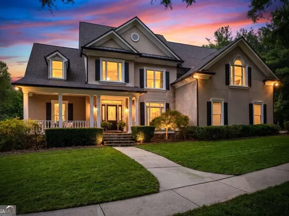 5687 Mountain Oak Dr, Braselton, GA 30517