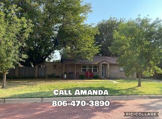 305 Avenue G NW, Childress, TX 79201