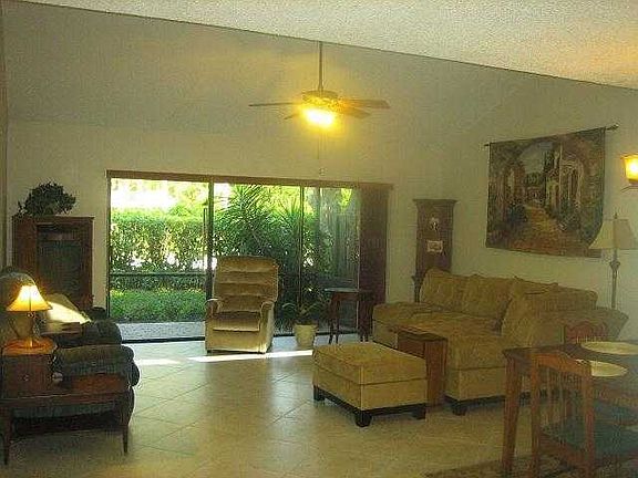 2nd image of 1957 N Wildwood Lane