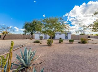 897 E Goldmine Ln, San Tan Valley, AZ 85140