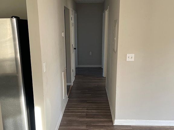 5th image of 73 Polar Rock Rd SW