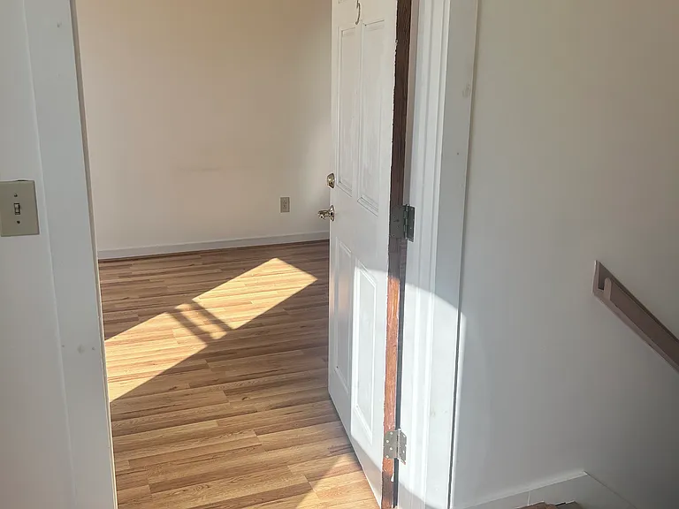 40 S Front St #5 — Photo 14