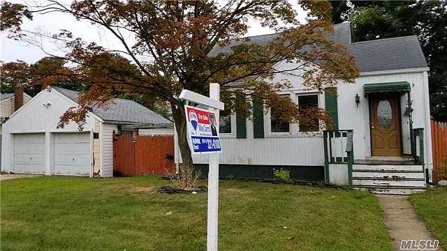 1st image of 21 Beach Ave