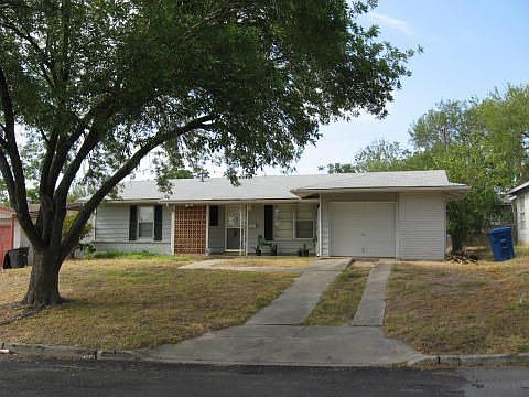 1st image of 3322 Golden Crown Dr