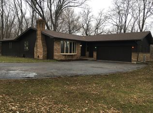 26016 W Elm Tree Rd, Antioch, IL 60002