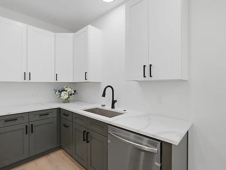 2109 Virginia Blvd #2111 — Photo 11