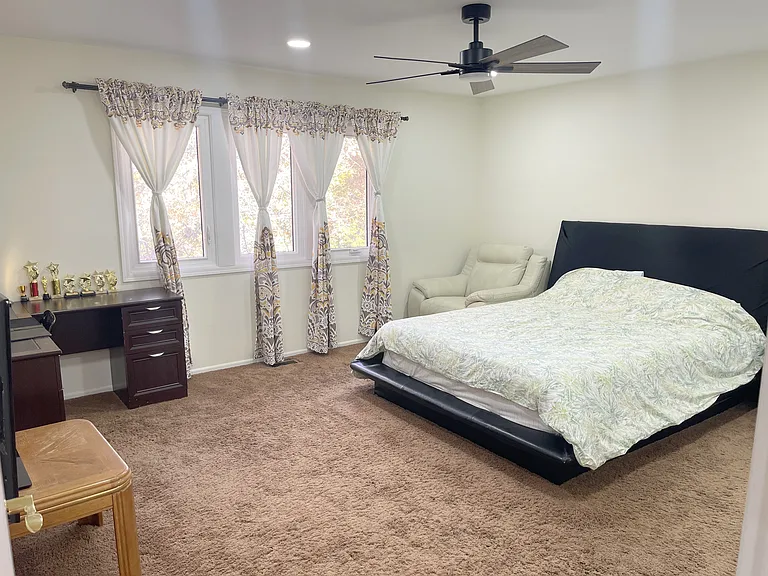 Master Bedroom - 1