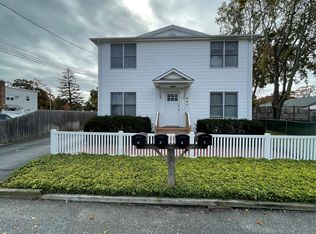 944 Union St #B, Bohemia, NY 11716