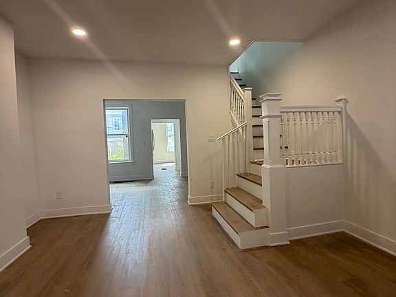5th image of 6236 Clearview St