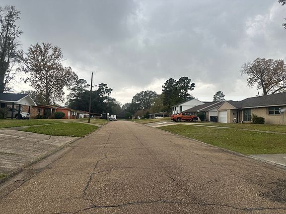 5th image of 6720 E Upland Ave