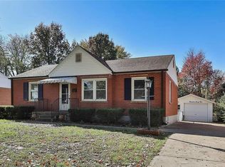 1465 W Duchesne Dr, Florissant, MO 63031