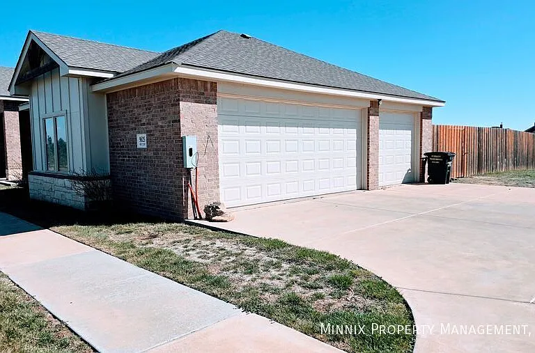 9625 Hey Jude Ln W — Photo 7