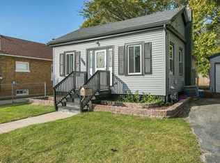 800 73rd St, Kenosha, WI 53143