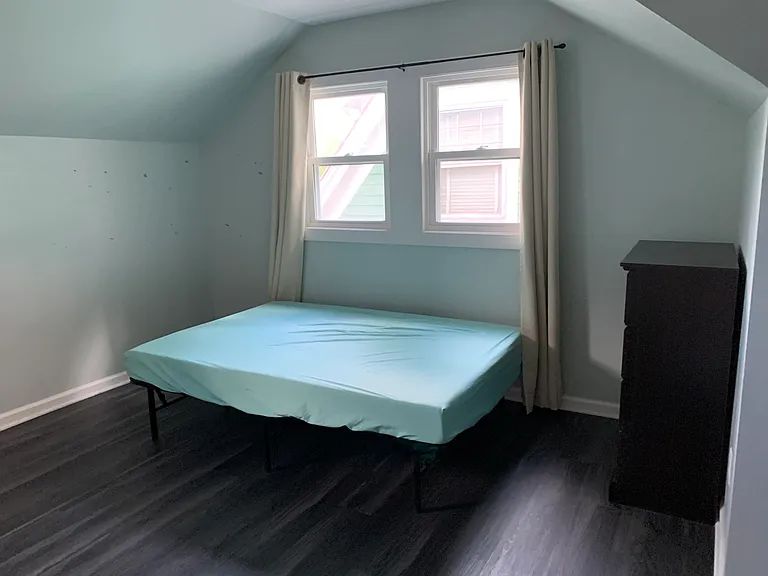 404 Greenwood Pl #1 — Photo 9