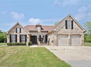 3319 Bayou Rd, Saint Bernard, LA 70085