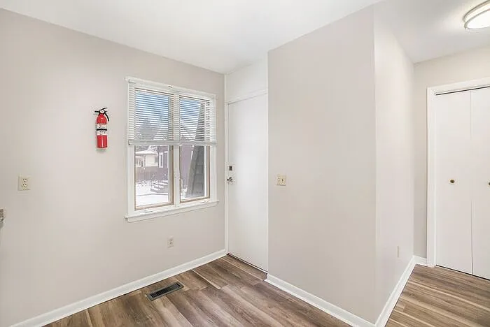 6133 King Hwy #B — Photo 13