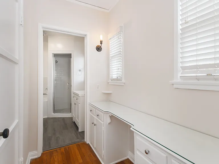 1726 N Vista St — Photo 13