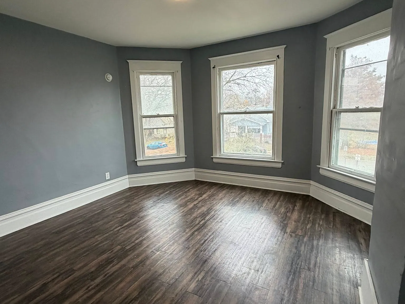 723 Westbourne Avenue - 723 1/2 — Photo 2