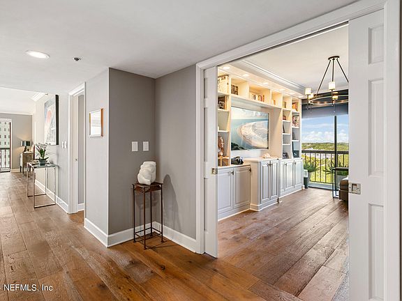 5th image of 505 LANCASTER Street #10D
