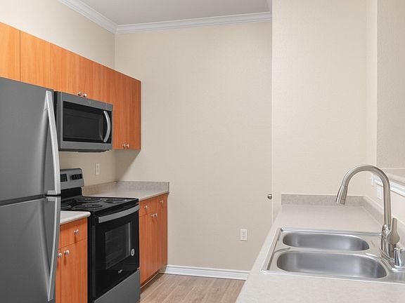 2nd image of 1701 Towne Crossing Blvd #714