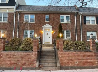 1822 C St SE APT 4, Washington, DC 20003