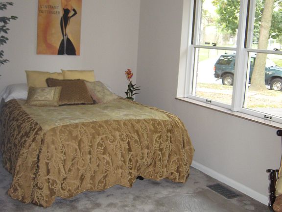 5th image of 1260 Boland Pl