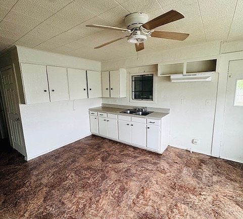 4th image of 2927 San Antonio St