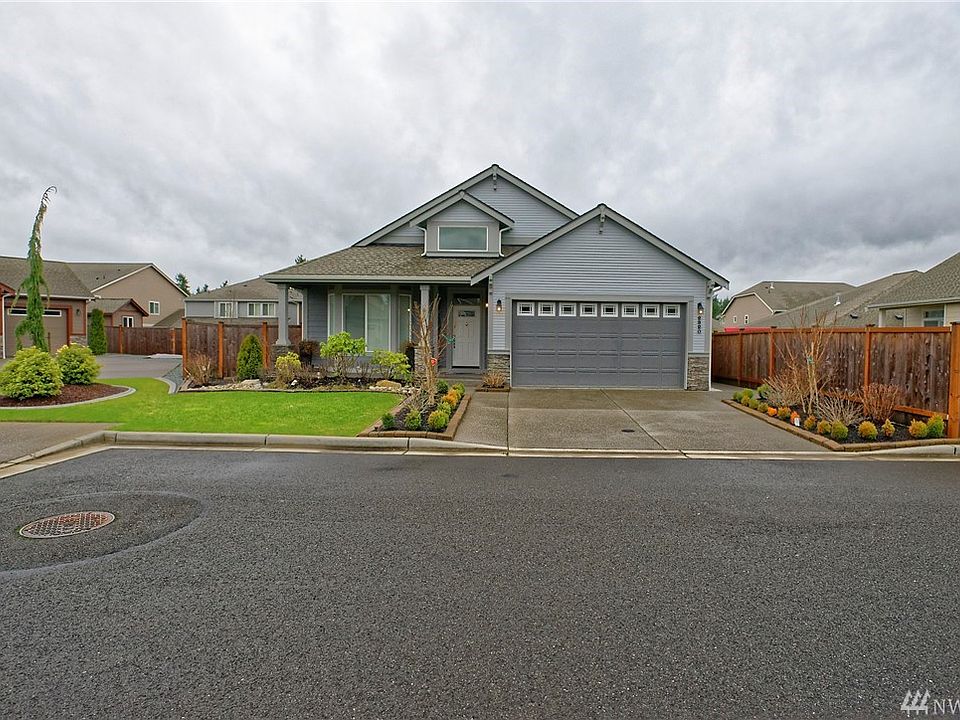 1st image of 2320 40th Ave SE