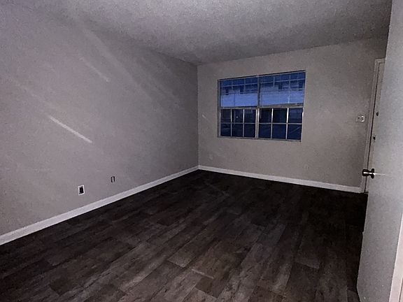 3rd image of 43 Holly Ave #17