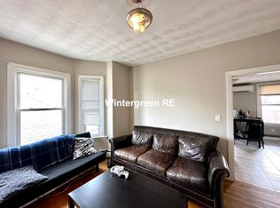 27 Falcon St #3D, Boston, MA 02128